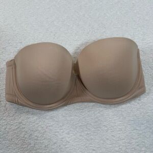 Wacoal 34DD Red Carpet Full Figure Underwire Strapless Bra 854119 Sand